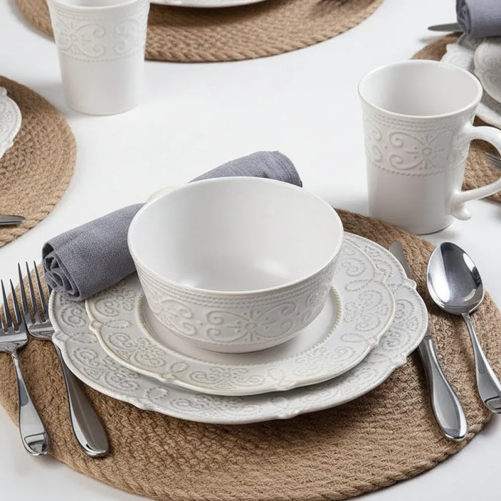 Abby White 16 Piece Dinnerware Set, Service for 4