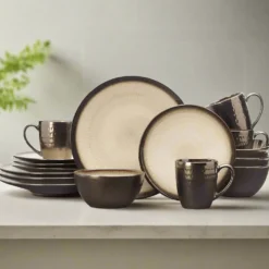 Anastasia Cream 16 Piece Dinnerware Set, Service for 4