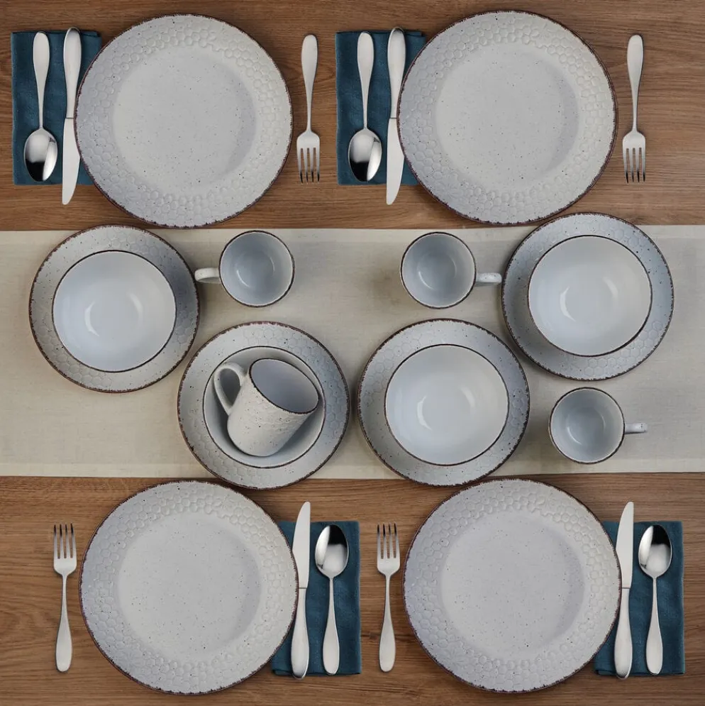 Bumble Bee White 16 Piece Dinnerware Set, Service for 4