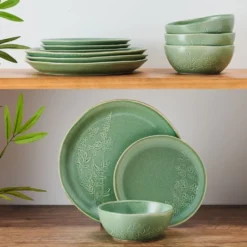 Carrie 12 Piece Dinnerware Set, Service for 4