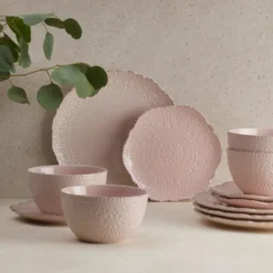 Chateau Pink 12 Piece Dinnerware Set, Service for 4
