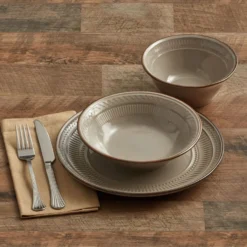 Easton 12 Piece Dinnerware Set, Service for 4