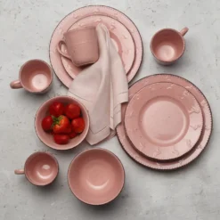 Flamingo Pink 16 Piece Dinnerware Set, Service for 4