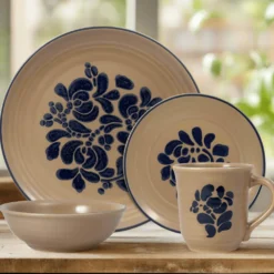 Folk Art® 16 Piece Dinnerware Set, Service for 4