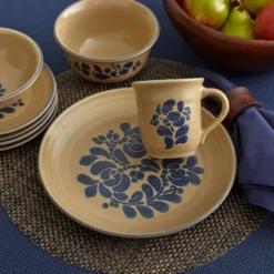 Folk Art® Set of 4 Dinner Plates