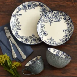 Gabriela Blue 16 Piece Dinnerware Set, Service for 4