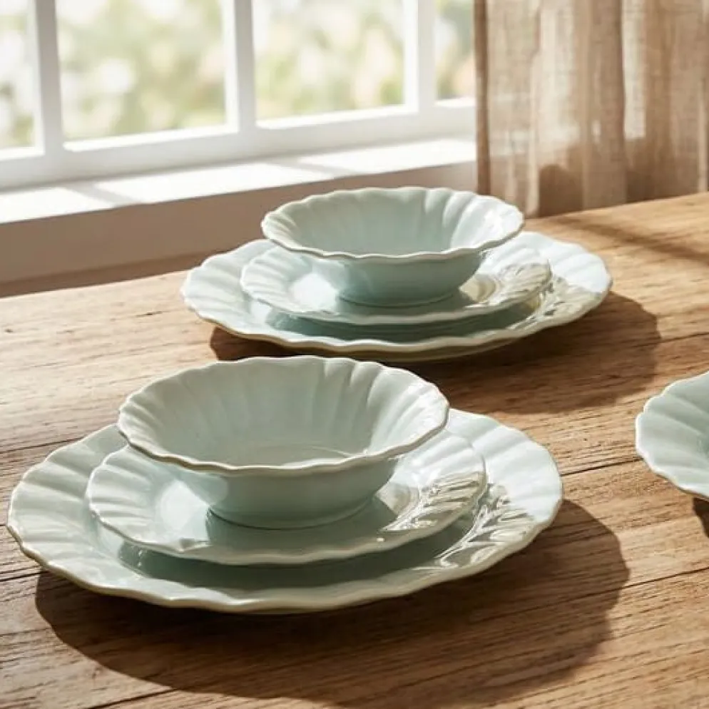 Graceful Petals 12 Piece Dinnerware Set, Service for 4