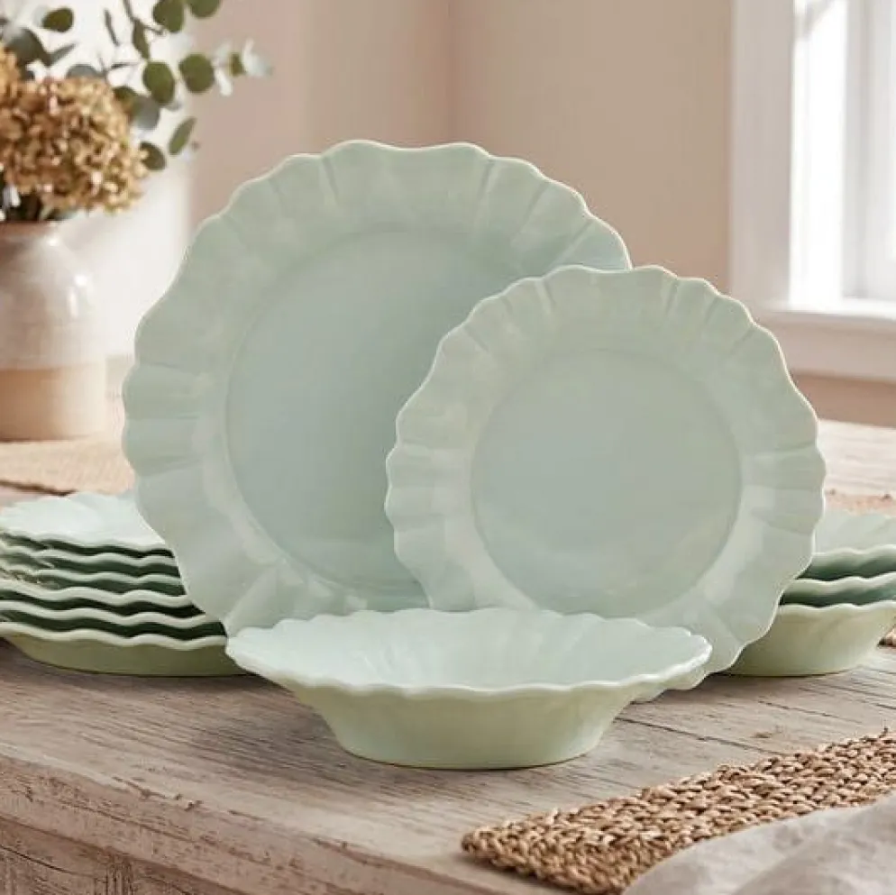 Graceful Petals 12 Piece Dinnerware Set, Service for 4