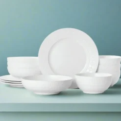 Haisley 12 Piece Dinnerware Set, Service for 4