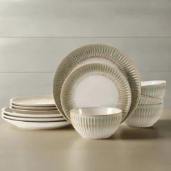 Hensley Green 12 Piece Dinnerware Set, Service for 4