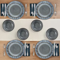 Jaimie 12 Piece Dinnerware Set, Service for 4