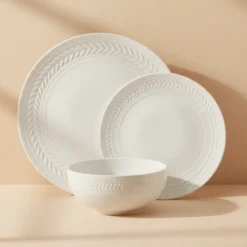 Josephine 24 Piece Dinnerware Set, Service for 8
