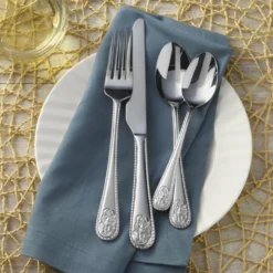 Lobster 16 Piece Flatware Set, Service for 4