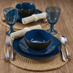 Lucy 12 Piece Dinnerware Set, Service for 4