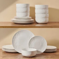 Trailside Retreat 24 Piece Dinnerware Set, Service for 8