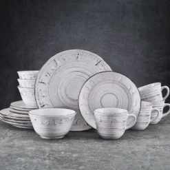 Trellis Lodge White 16 Piece Dinnerware Set, Service for 4