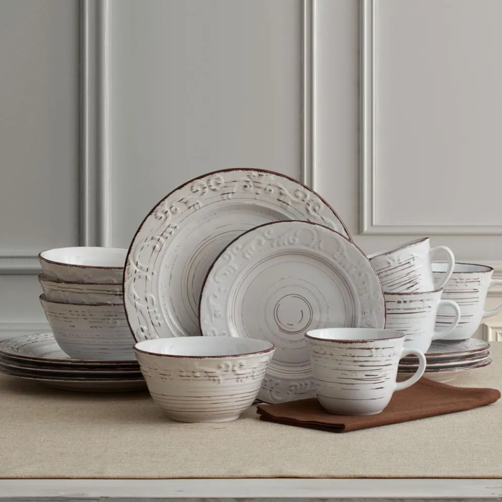 Trellis White 16 Piece Dinnerware Set, Service for 4