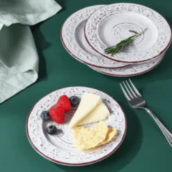 Trellis White Set of 4 Appetizer Plates