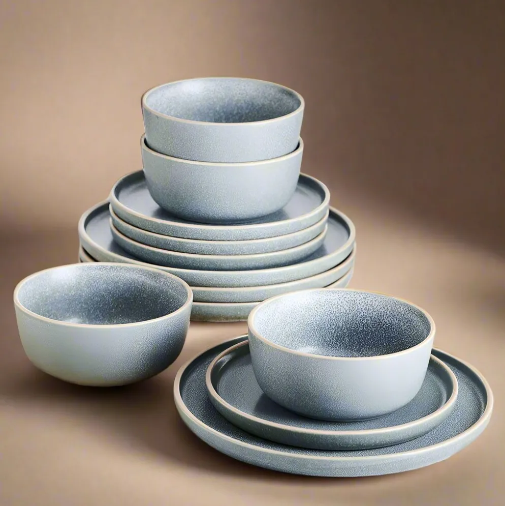 Victoria 12 Piece Dinnerware Set, Service for 4
