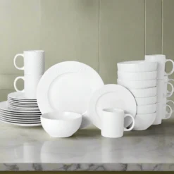 Winston 32 Piece Dinnerware Set, Service for 8
