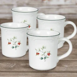 Winterberry® Set of 4 Mugs