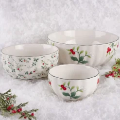 Winterberry® Set of 3 Scalloped Serving Bowls