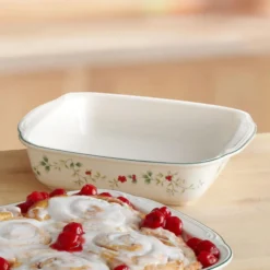 Winterberry® Square Baker 8 Inch