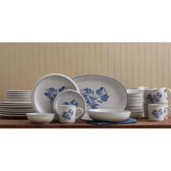 Yorktowne Service for 8 with Serveware
