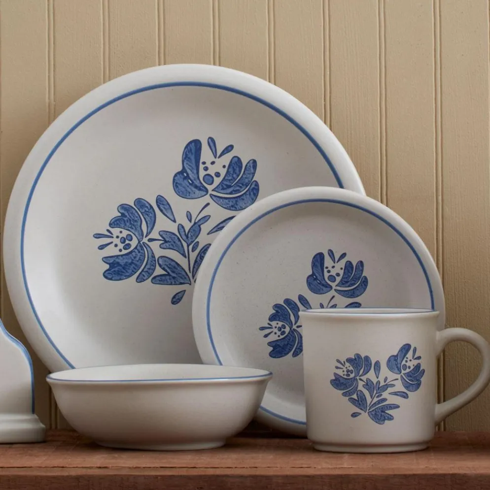 Yorktowne Set of 4 Mugs
